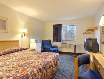 Hotel Super 8 By Wyndham Hot Springs Habitación foto